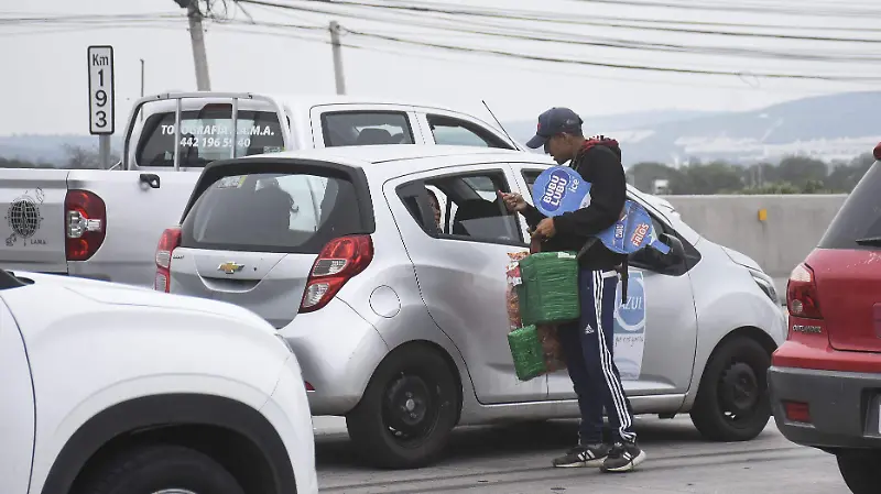 250812 _Vendedores Carretera 57 _MC